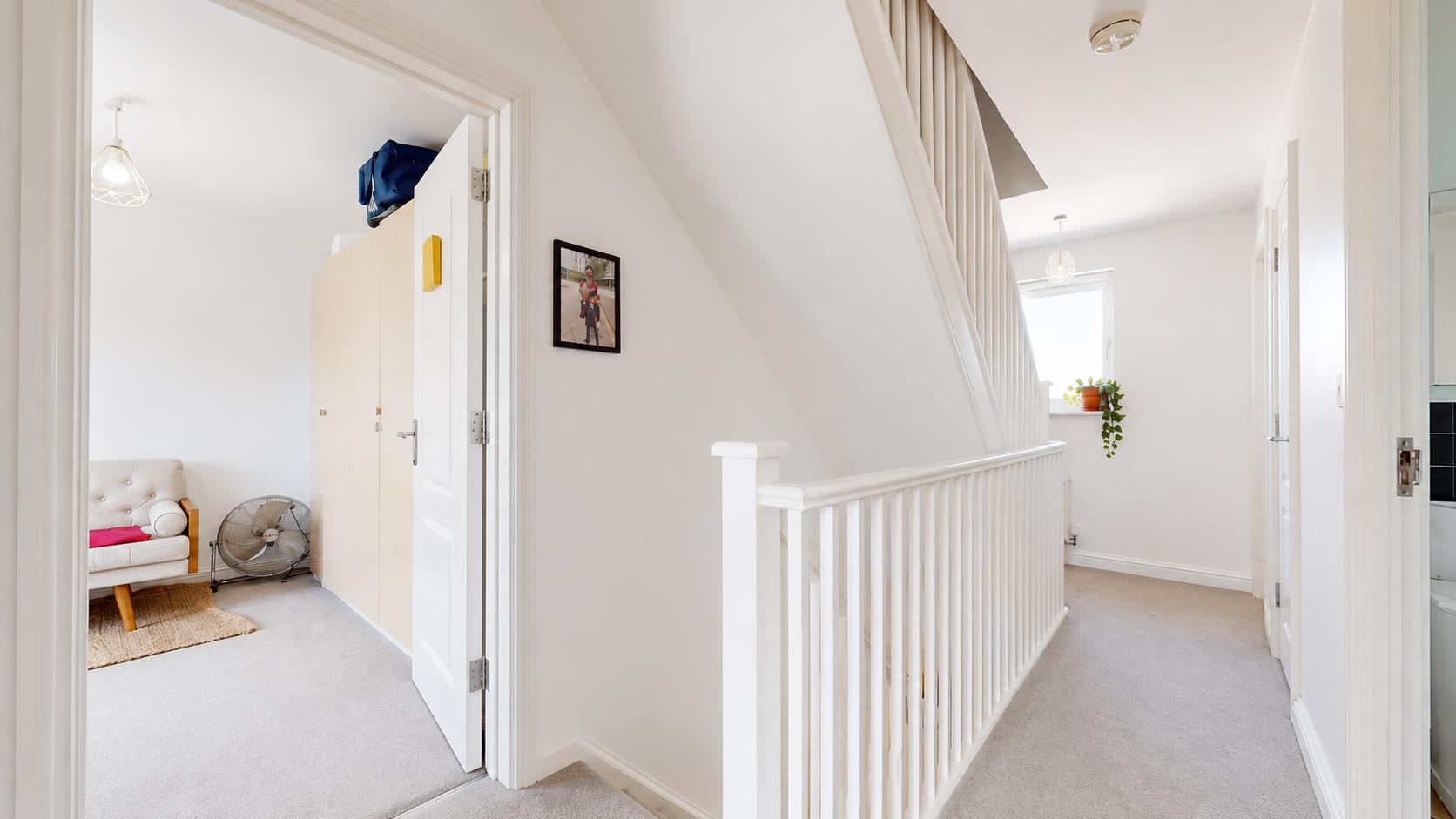 Heren Lane, Whitehouse, Milton Keynes